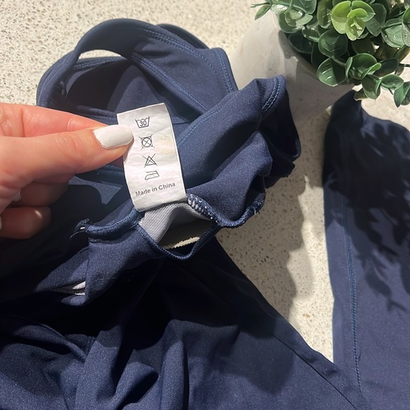 YeoReo Instagram Blogger Fav Navy Flared Size Small - Picture 9 of 12